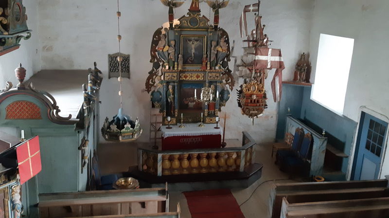 Olsokfeiring med folkedans og rømmegrøt