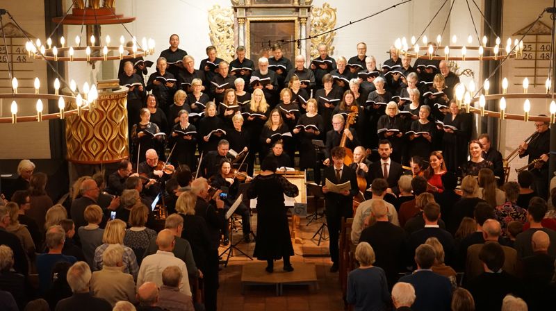 Fulle hus og terningkast 6 for Messias