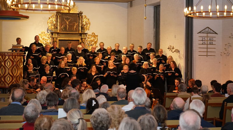 Brahms Requiem med Ringerike Vocalis