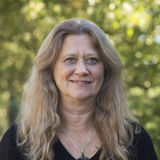 Thala Juul Holm