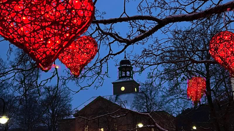 Kirkeklokkene i Kongsberg ringer på NRK julaften