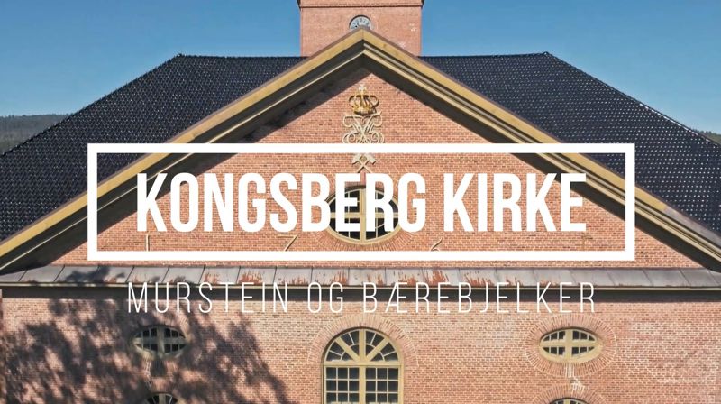 Kongsberg kirke - murstein og bærebjelker