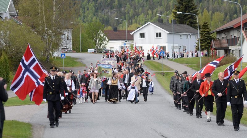 17. mai i Tuft og Komnes