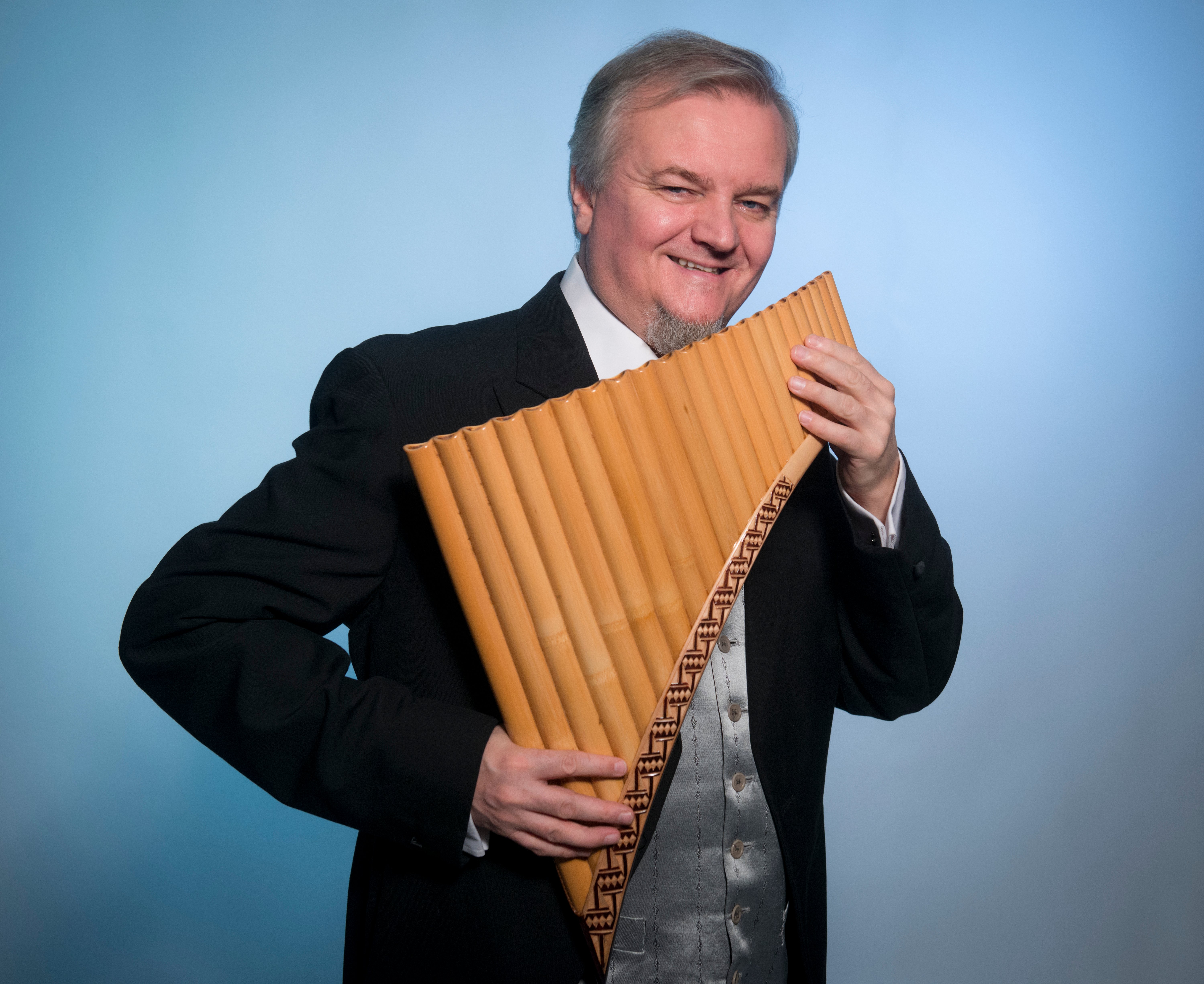 Konsert i Tuft kirke med Roar Engelberg Søndag, 16. februar 2020, kl. 18.00