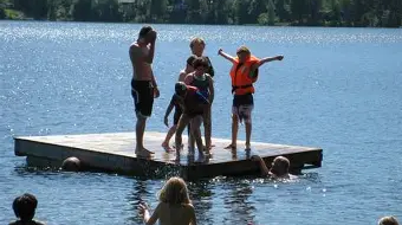 Bli med på vann og krepseleir på Solsetra!