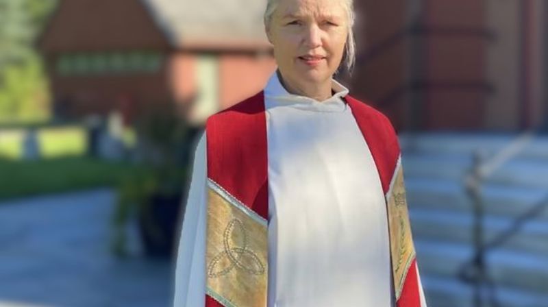 Wenche vert innsett som sokneprest i Lærdal