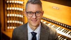 Henrik Skærbæk Jespersen spiller konsert i Larvik kirke 9. februar.