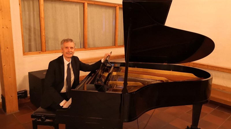 Kantor Pieter Leebeek blir snart pensjonist, og det markeres med en avskjedskonsert. 