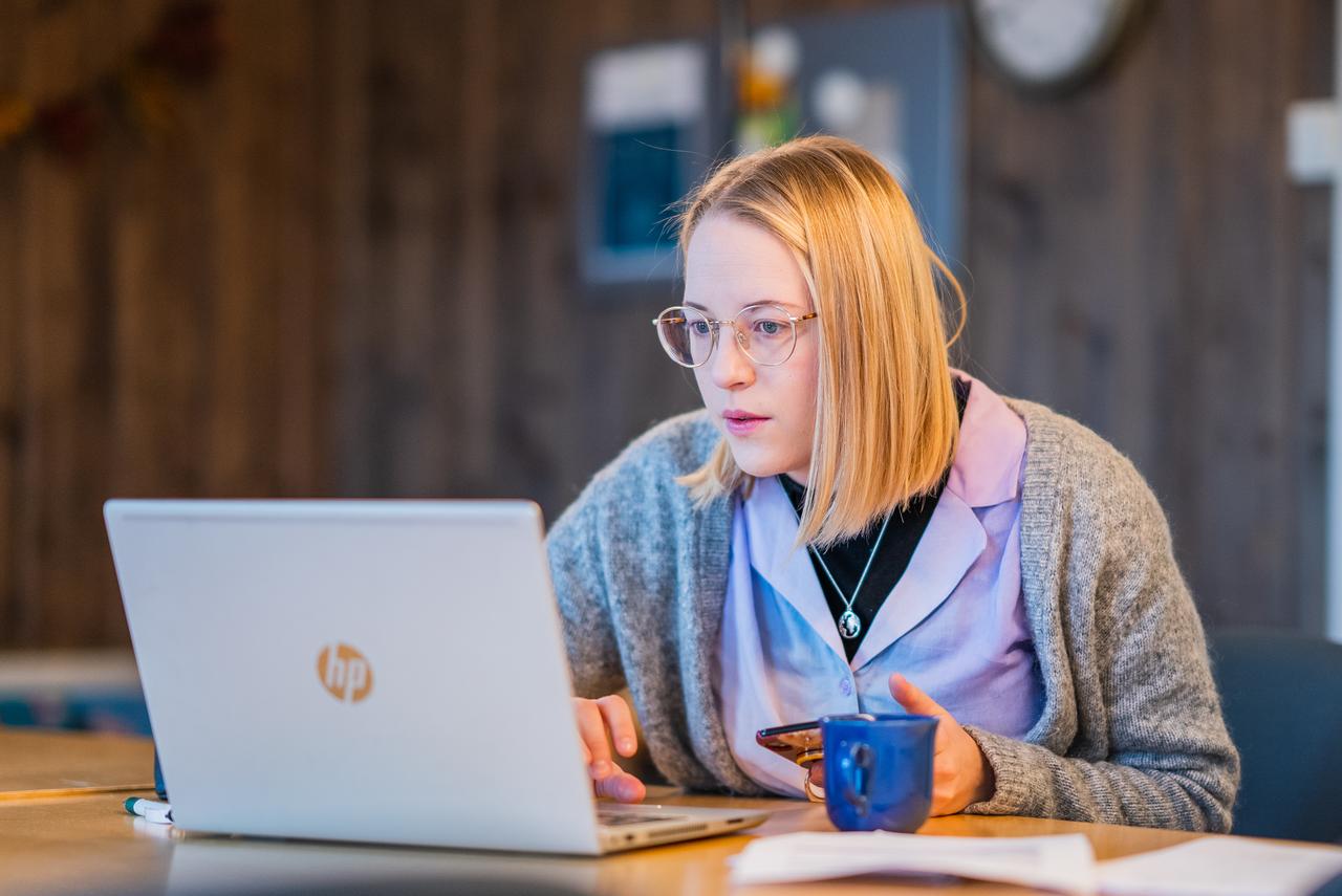 OBS OBS falske eposter med .com adresse