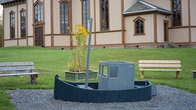 Kom og se den nye flotte lekebåten ved Barnas kirke