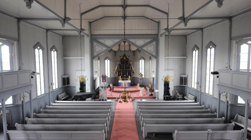 Kirkene åpner igjen