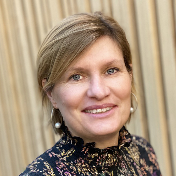 LOTTE PLOUG
