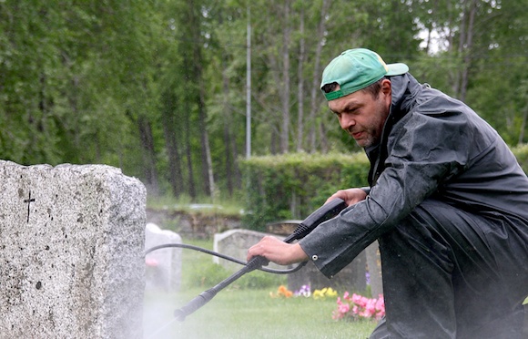 Når du ønsker hjelp til stell av graven