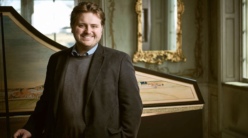 Nikolai skal presentere den unge Bach