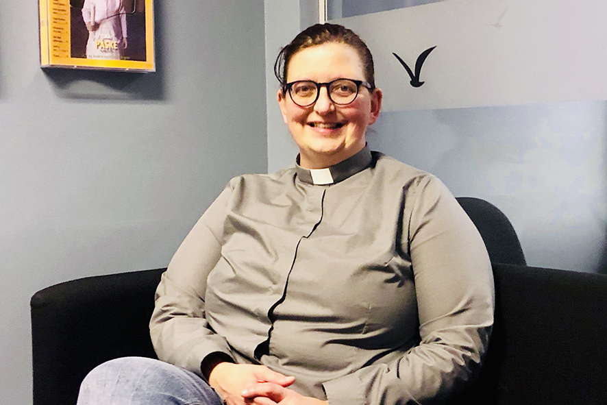 Frøydis er ny kapellan: – Jeg likte meg med en gang jeg kom inn døra her