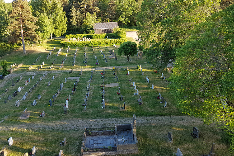 Se hvilke kunstnere gravvandringen skal gå til