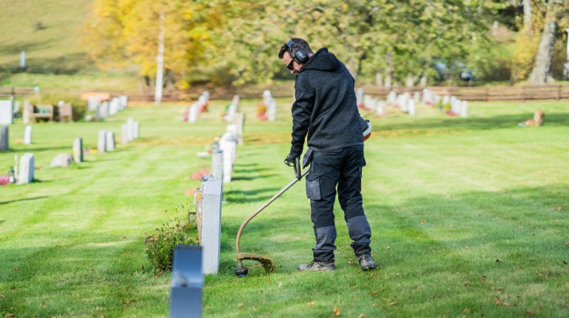 Kirkegårdene våre trenger stell