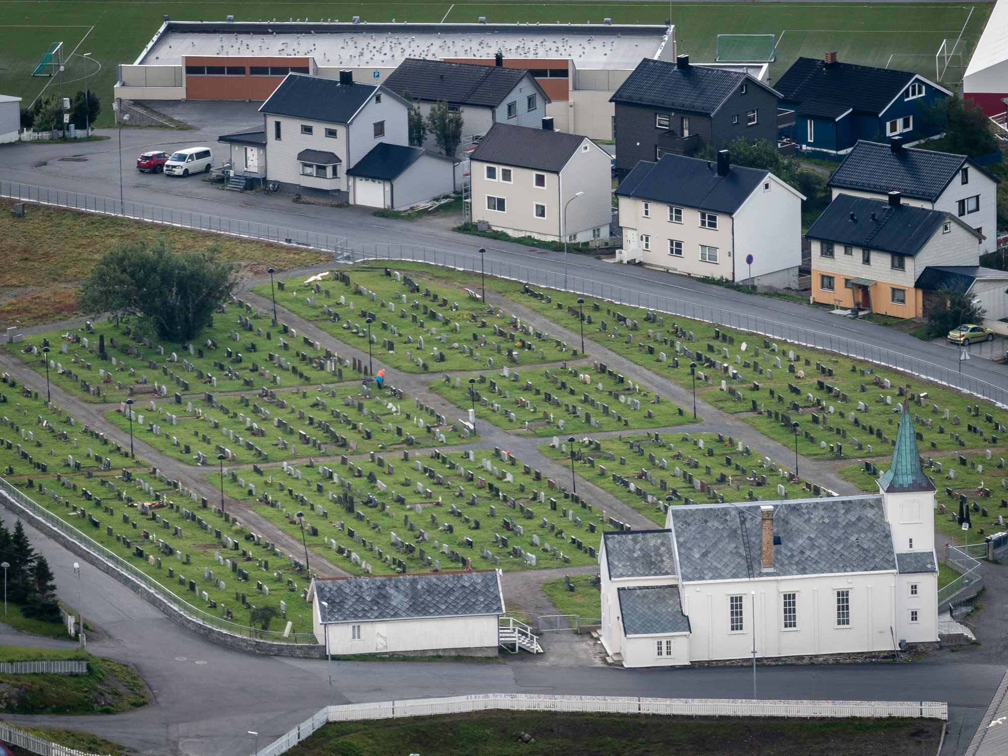 Vil du jobbe som vertskap i kirka i sommer?