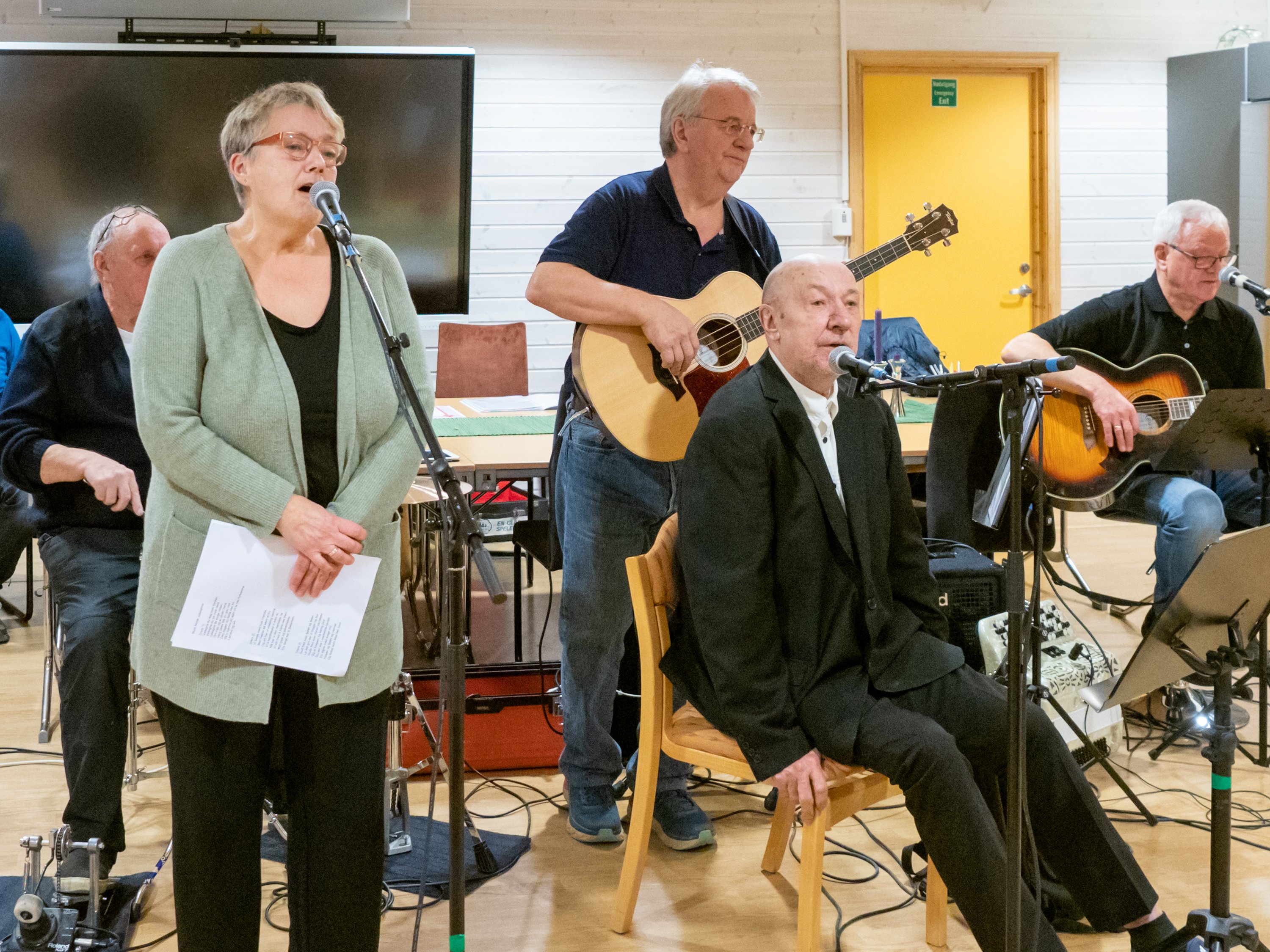 "Gammelrockerne" med Liss-Heidi Olsen på vokal, kommer tilbake til frivilligsentralen tirsdag 13. juni. Foto: Niels Westphal