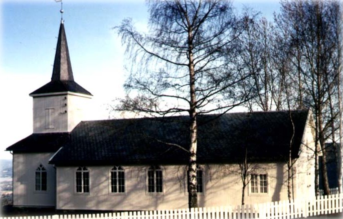 Haugner kirke - Brattrudsvegen 81, 2870 Dokka