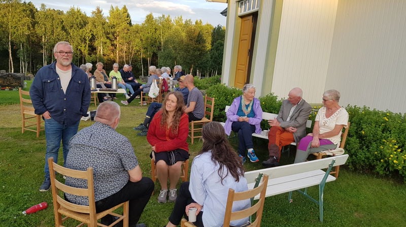 Kveldsgudstjeneste i Dalsbygda gamle kapell