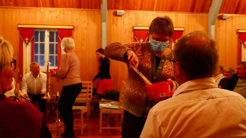 Vi spilte og sang jula inn i Dalsbygda.