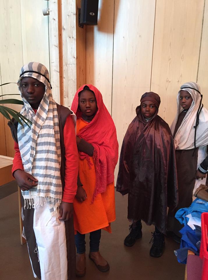 I Fossum kirke samarbeider vi med ungdom fra migrantmenigheter og dramatiserer bibeltekster.