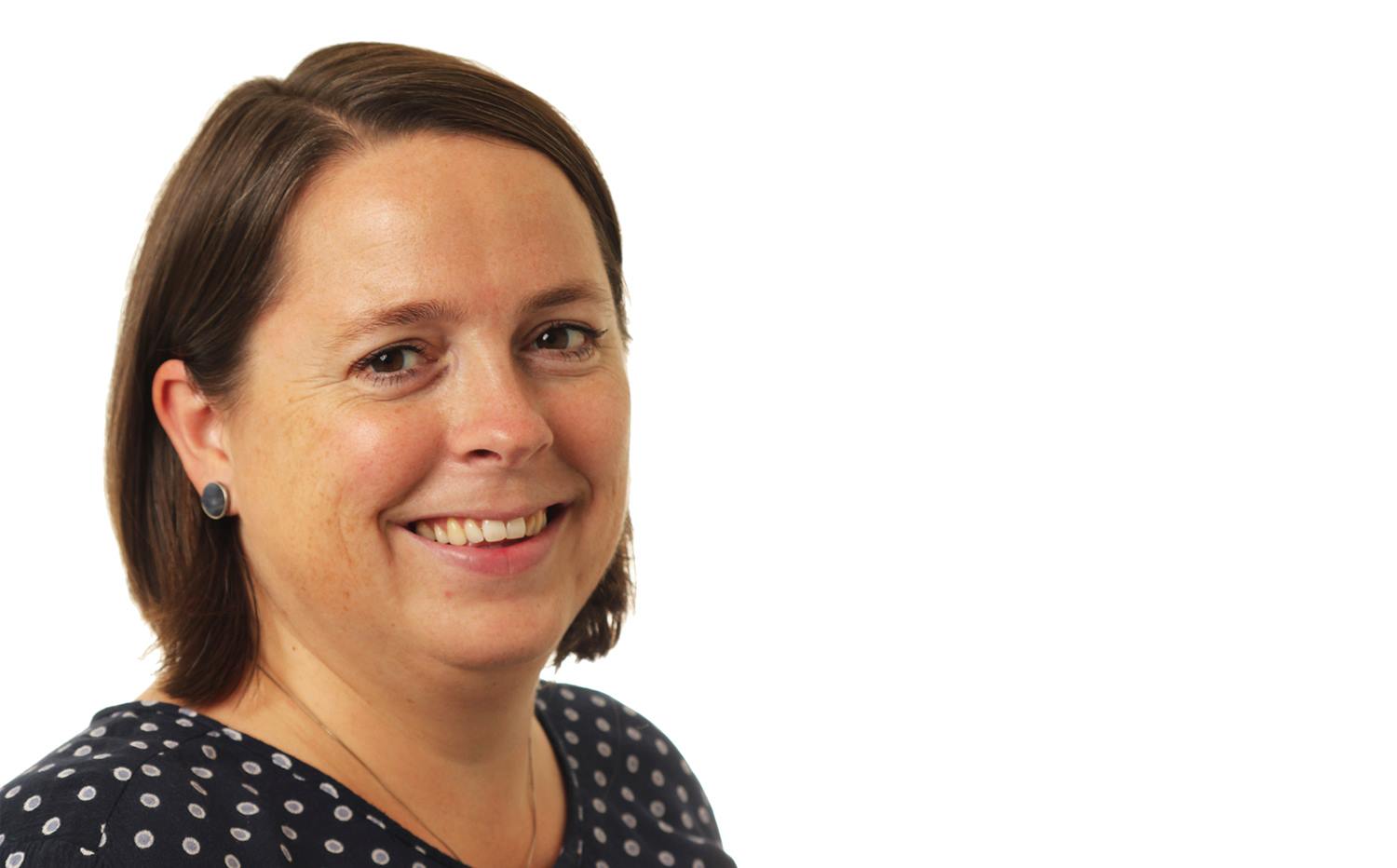 Liv Marit Dørum, leder i kirkelig fellesråd, er kritisk til bystyrets budsjettforslag for neste år.