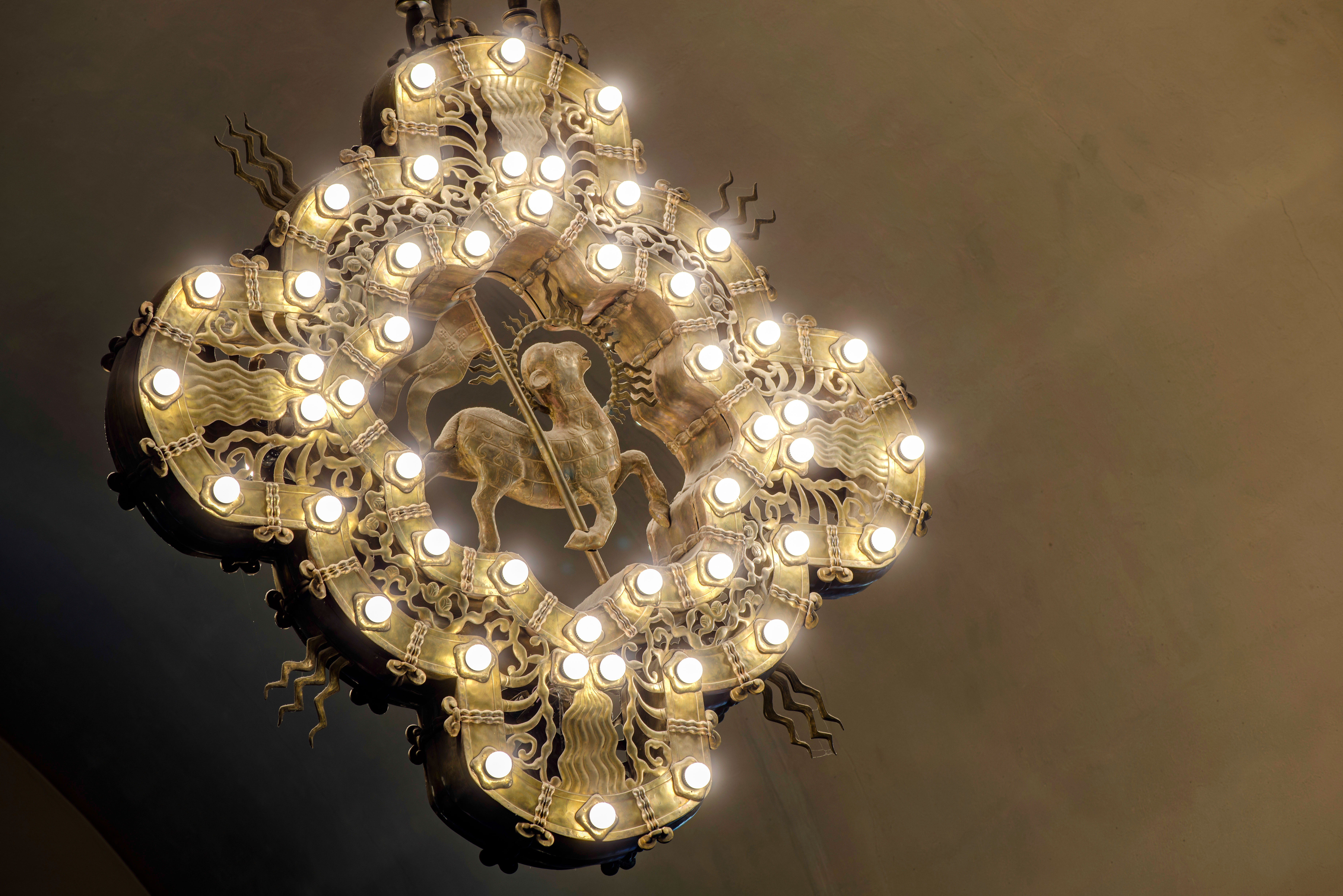 En lysere framtid – oppgradering av belysningen i Bekkelaget kirke