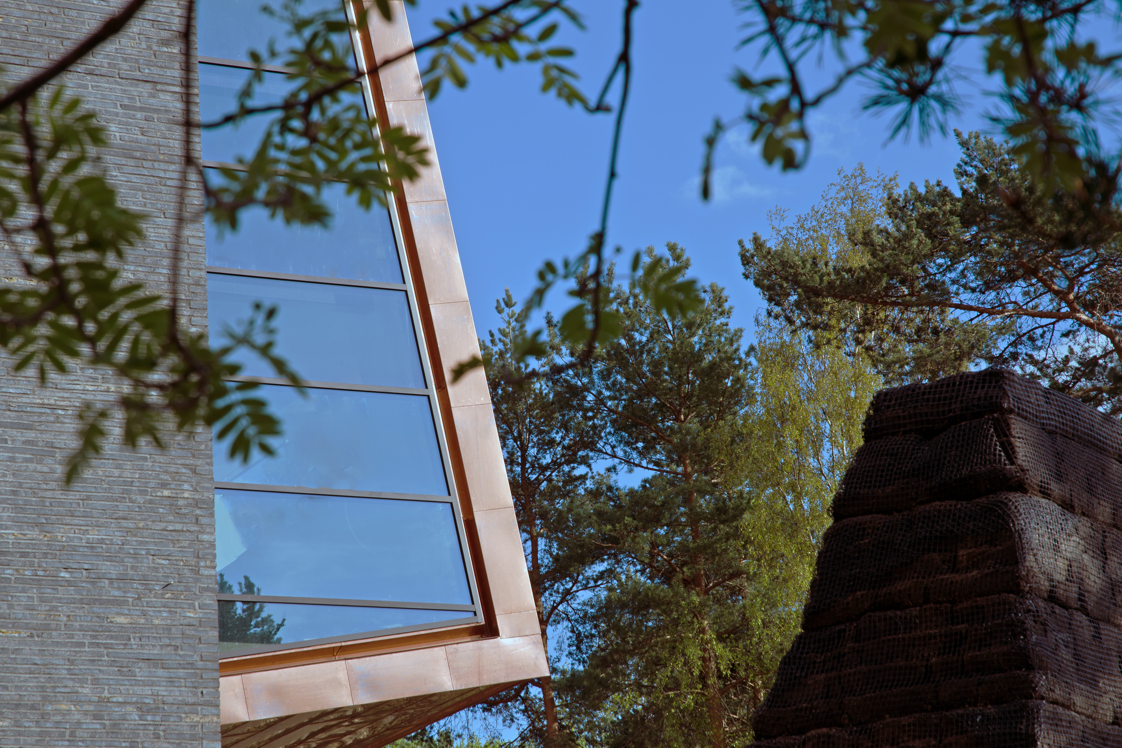 Gudstjenester og samlinger på andre og nye måter.