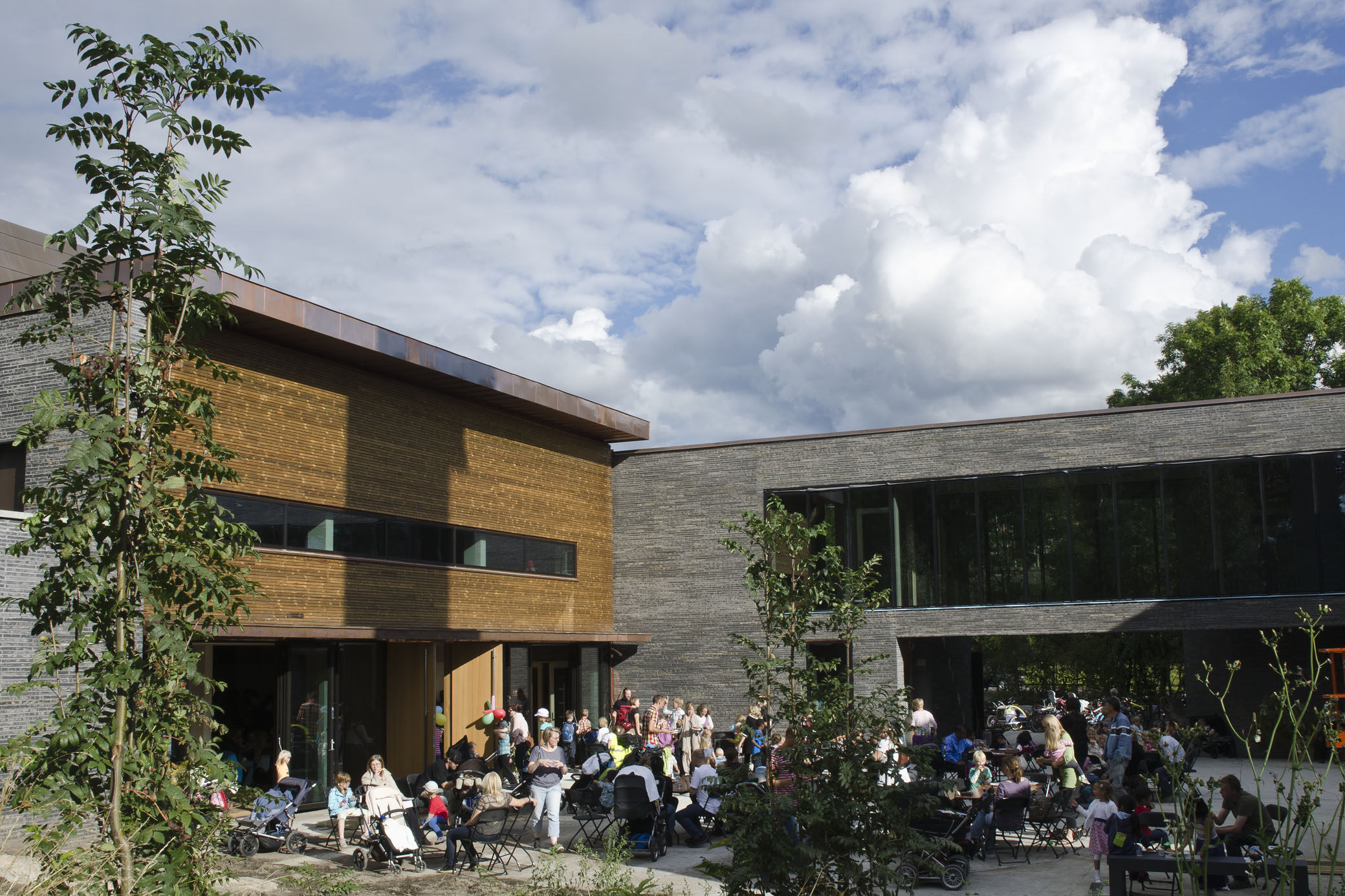 Bøler kirke under åpningsuken