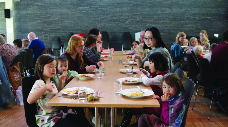 Hverdagsmiddag i Bøler kirke