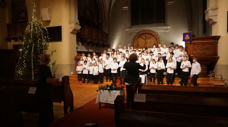 Bislett guttekor med dirigent Marius Astrup Thoresen vil sammen med mange andre være med å synge julen inn i Fagerborg kirke 14. desember.