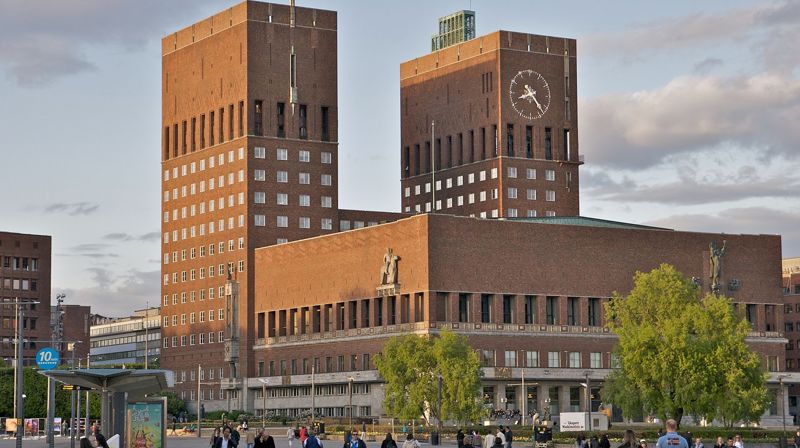 Kirke & Kultur drar på tur til Rådhuset