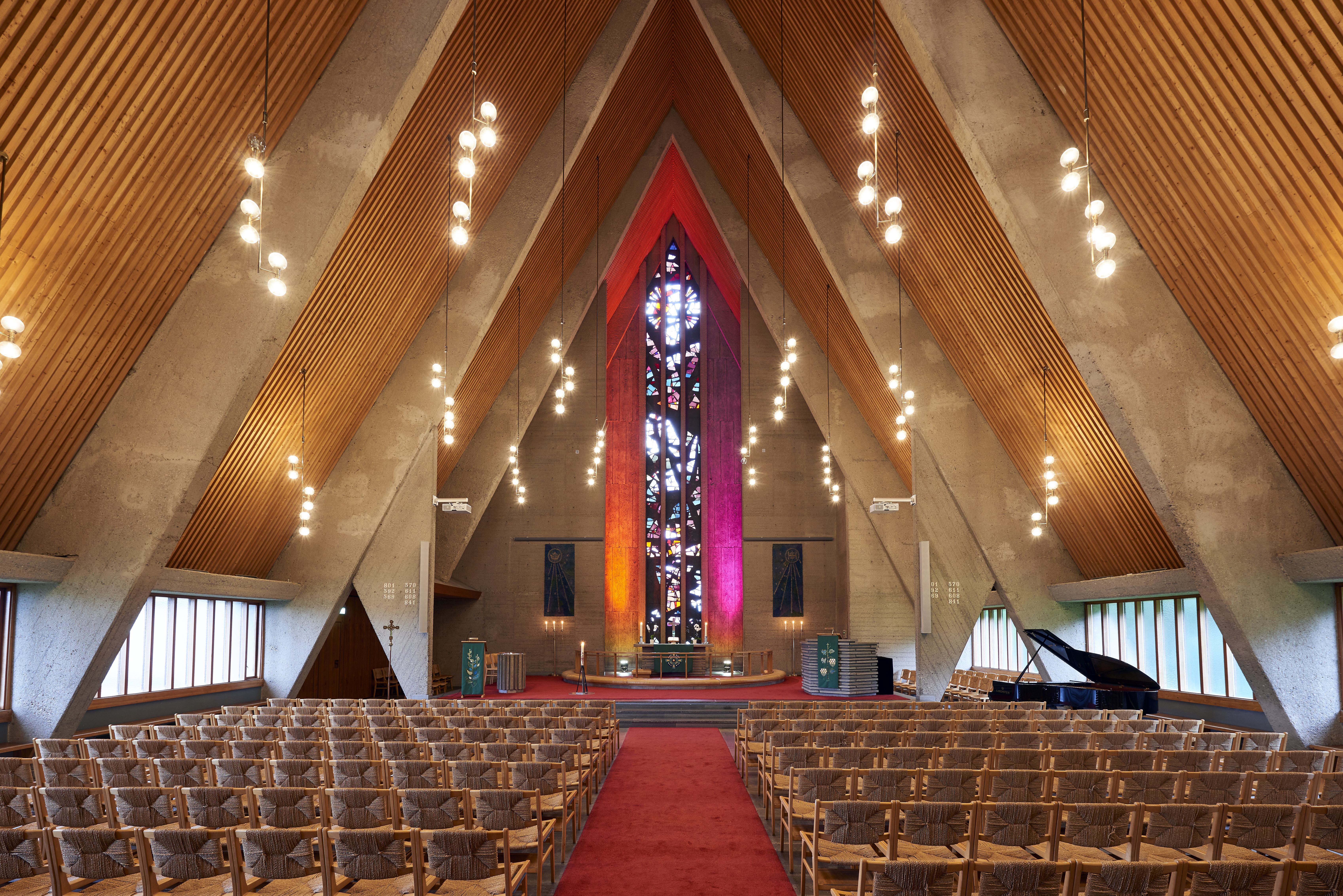 Manglerud kirke 60 år.