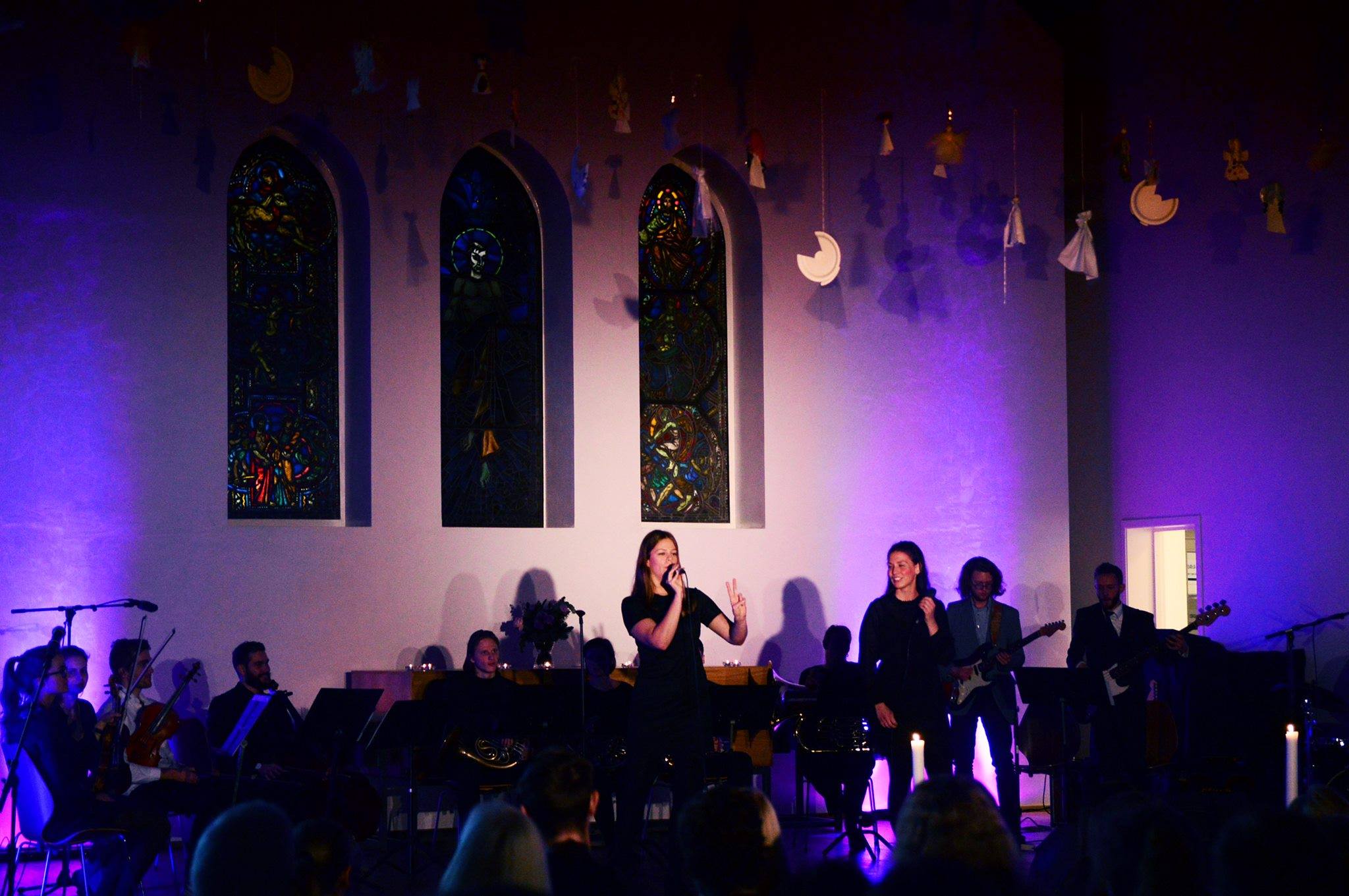 J U L E K ON S E R T