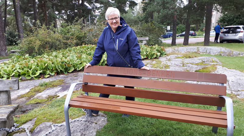Lions club Oslo/ Bryn har gitt ny benk!