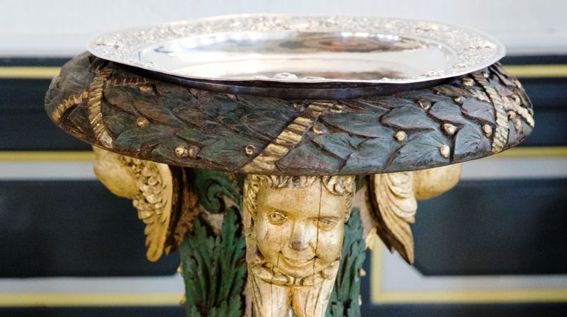 Dåpsfat fra 1656 og døpefont fra 1726