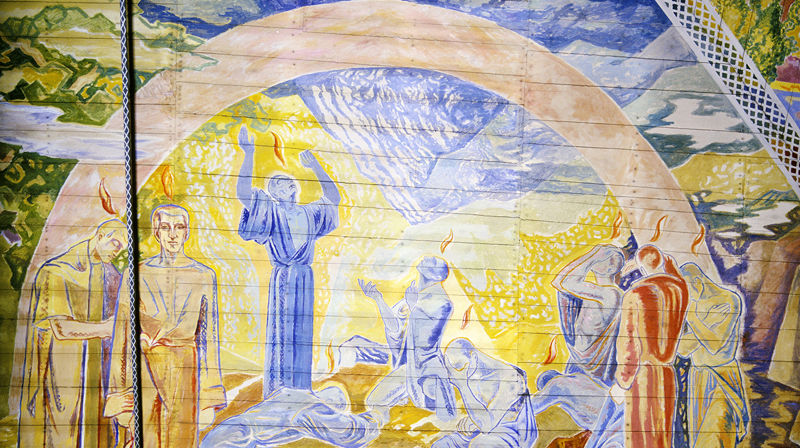 Ildtunger over apostlene. Fra takmaleriet av Hugo Lous Mohr.