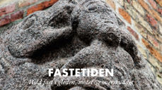 På hjørnet av hovedtårnet sitter Oslo-djevelen. Det er løver og drager som angriper et menneske. Steinen er fra ca. 1100 og ble funnet i gamlebyen. Den er antakelig fra Hallvardskirken. Foto: Munch design