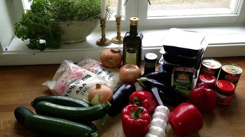 Messe med måltid i Ila Kirke en onsdag i måneden. Gratis hjemmelaget middag.