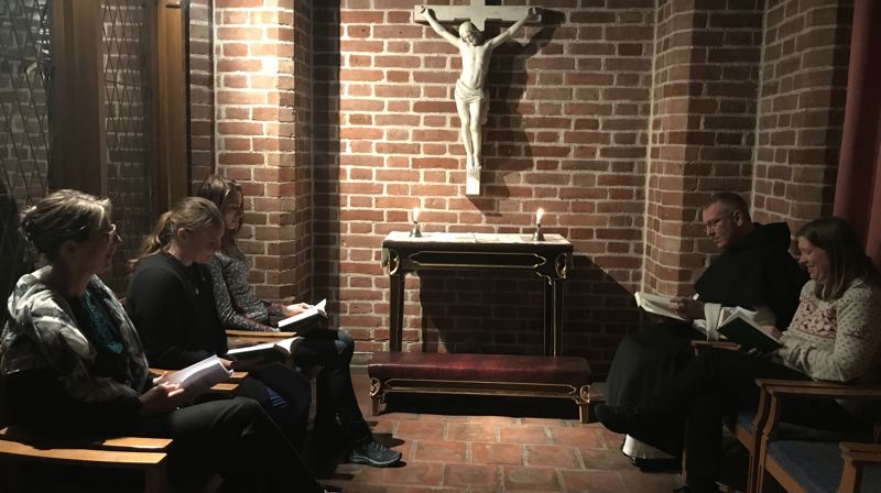 Stille kveld: «Hvorfor be tidebønn?»