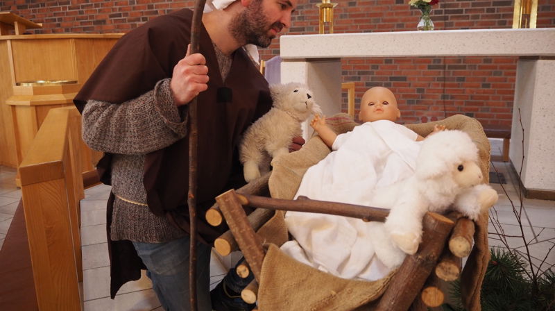 Julespillet på julaften i Voksen kirke