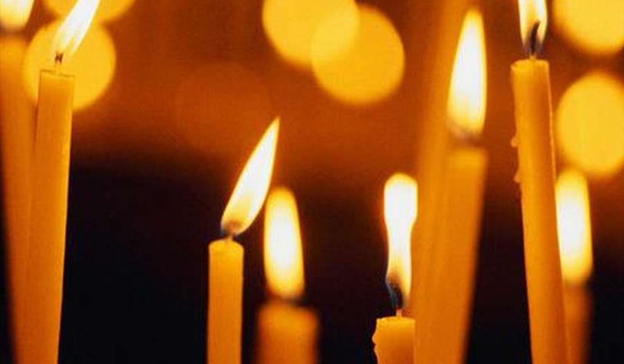 Lysmesse søndag 18. desember kl 19:00