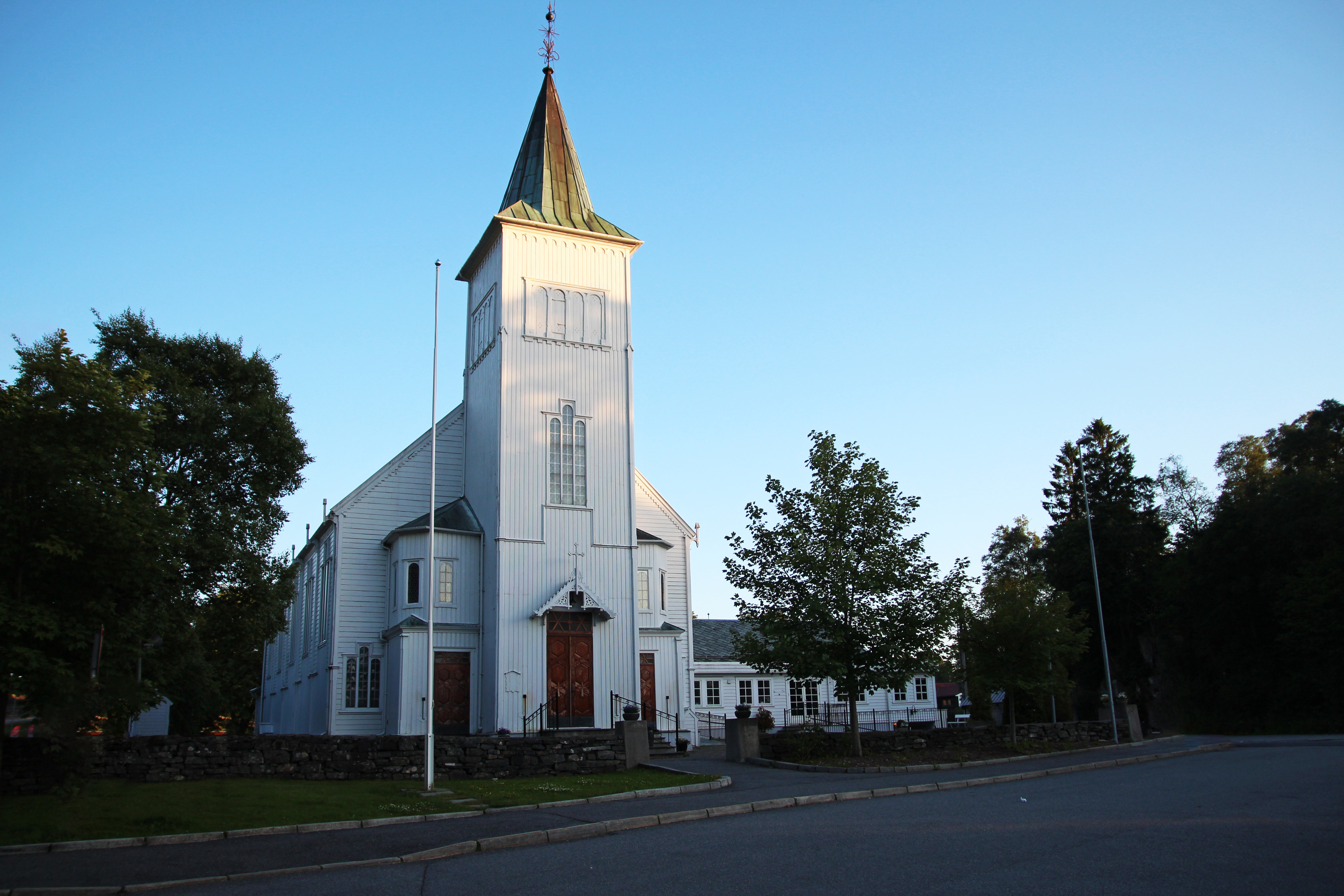 Fjell kyrkje rehabilitering: Utlysing av konkurranse