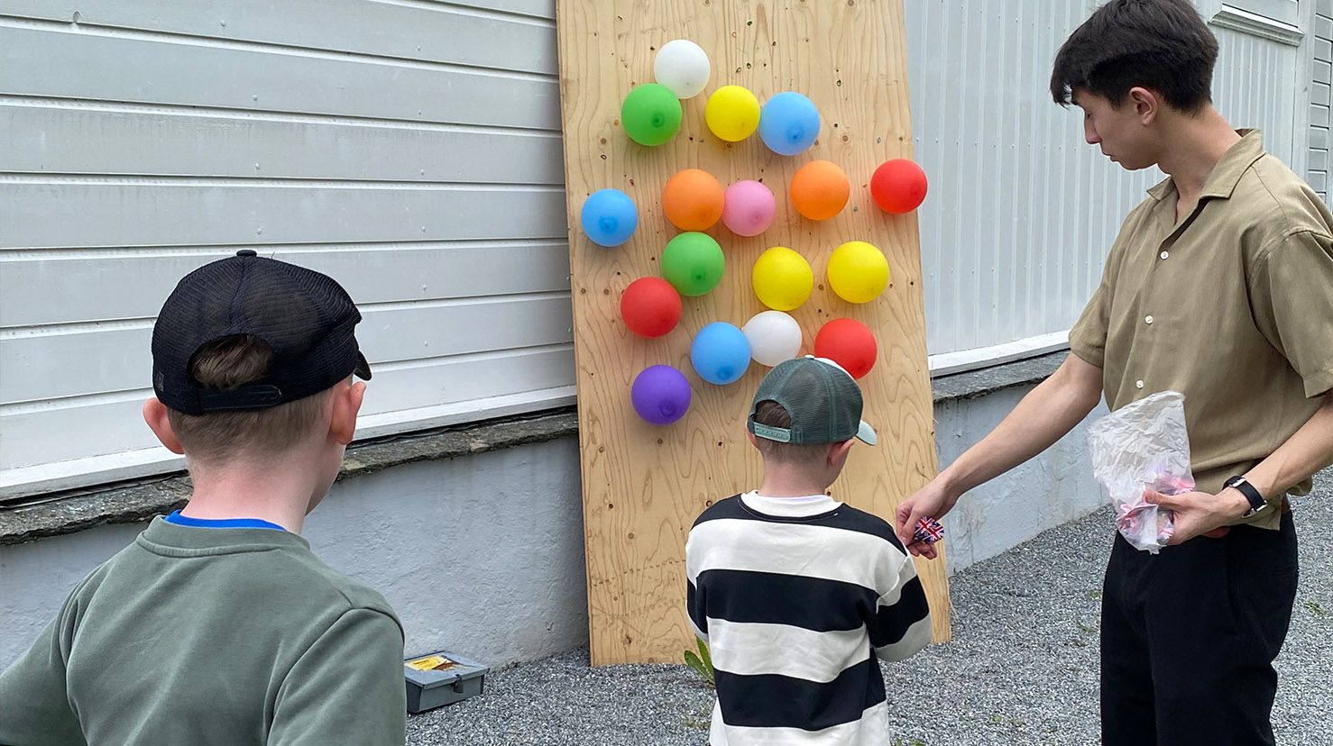 Sommarfest i kyrkja
