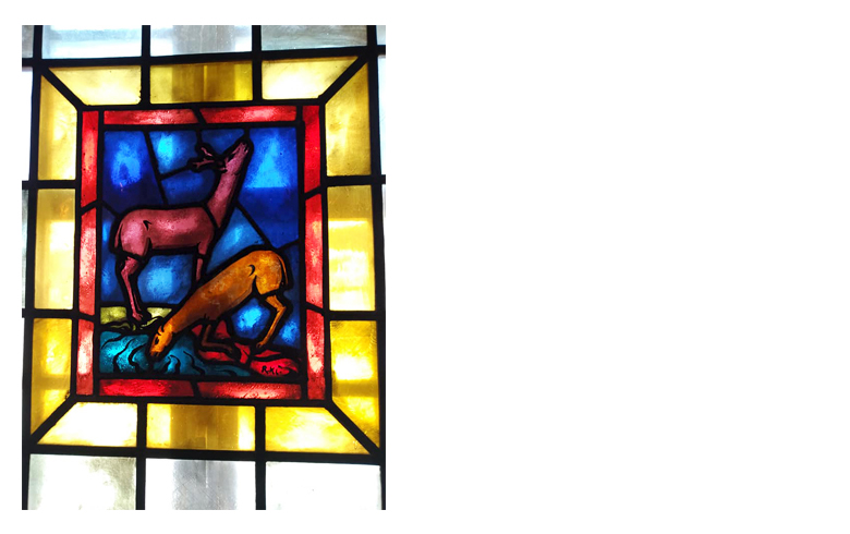 Glasmaleri i Volbu kyrkje. Foto: Eli Vatn