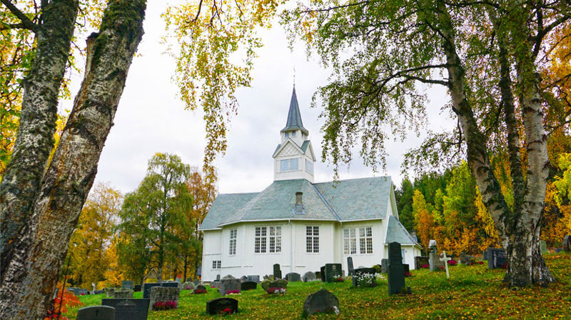 Rogne kyrkje / foto: Saskia A Van Veen