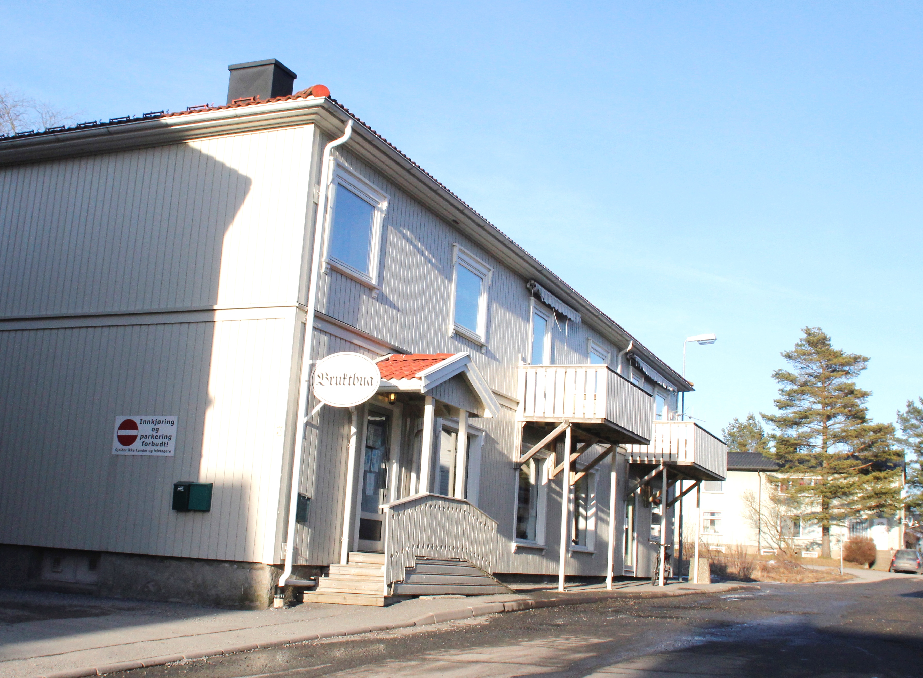 Velkommen til hyggelig handel i Bruktbua!