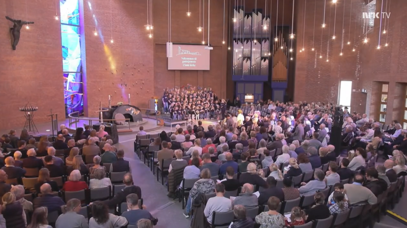 Gudstjeneste i Søm kirke ble sendt i TV og radio